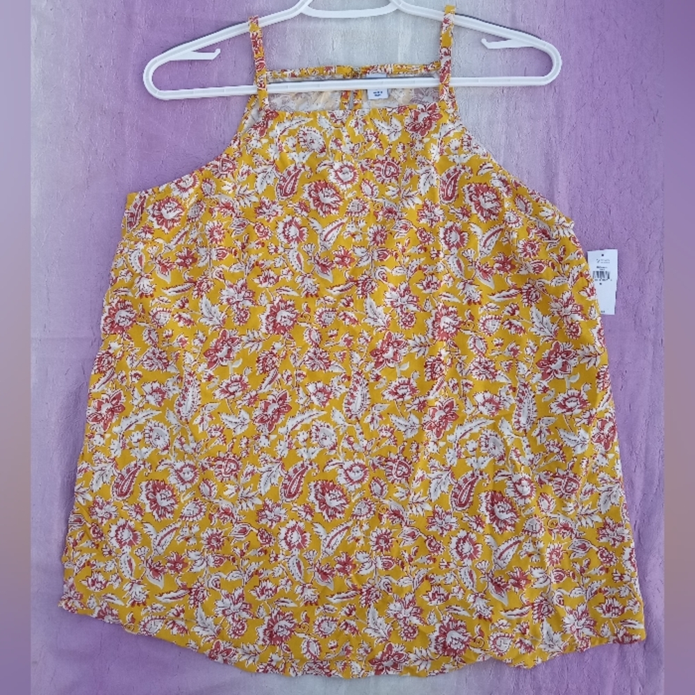 Women's Medium Tank Top NWT Old Navy Floral